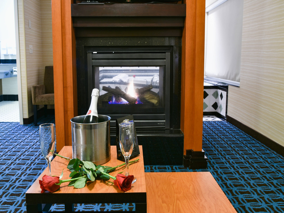 Fairfield by Marriott Inn & Suites Hartford Airport主图