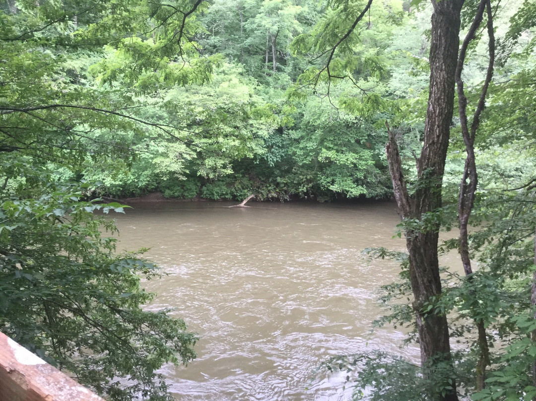 Tuckasegee River景点图片