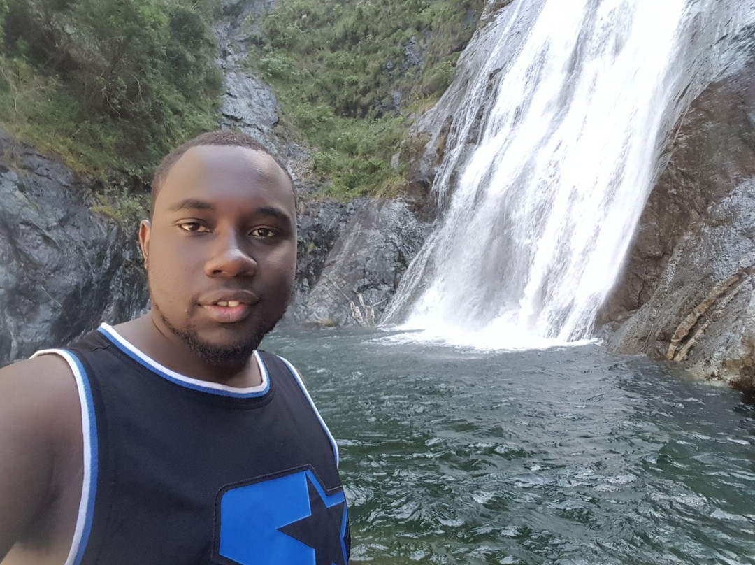 Mwalalo Waterfalls-Matema必去景点