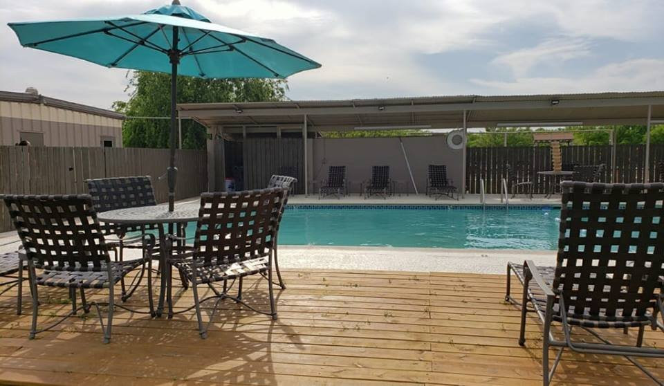 Cotulla Camp Resort
