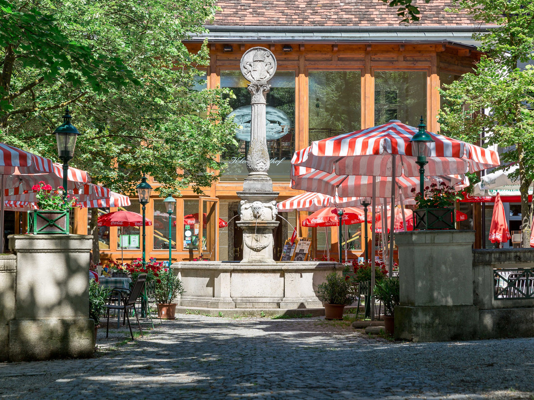 梅耶林餐馆和美食-Klostergasthof Heiligenkreuz