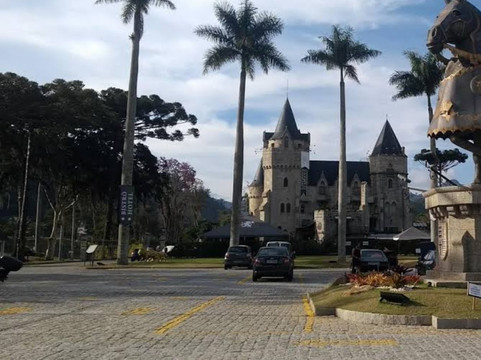 Largo Das Palmeiras Imperiais-彼得罗波利斯必去景点