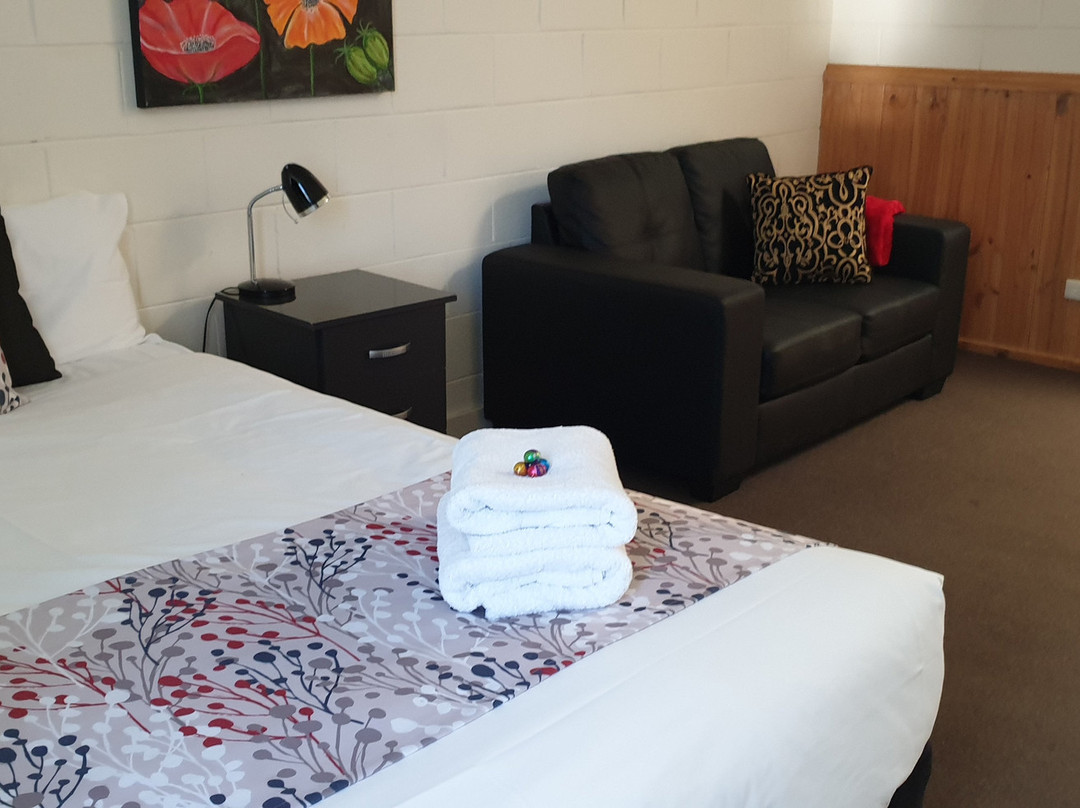 Hamilton Lakeside Motel主图