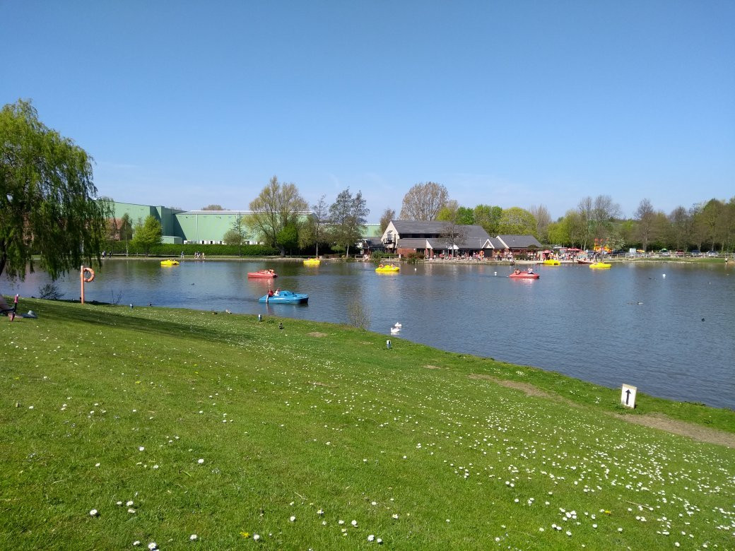 Hemsworth Water Park and Playworld景点图片