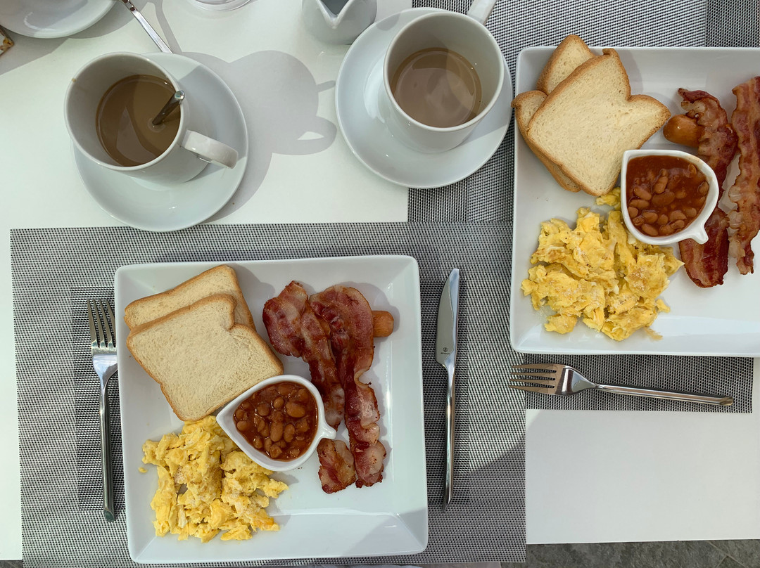 The Elysian Pearl Resort主图