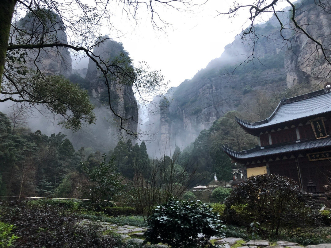 雁荡山灵岩寺景点图片