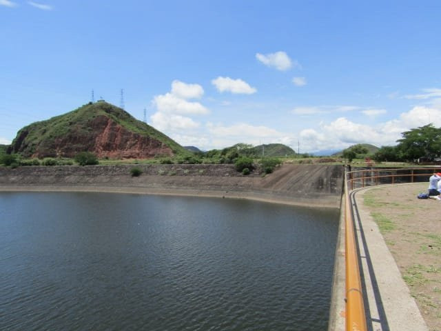 Dam of Betania-Yaguara必去景点