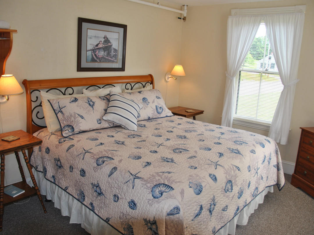 Tarry-A-While Resort主图