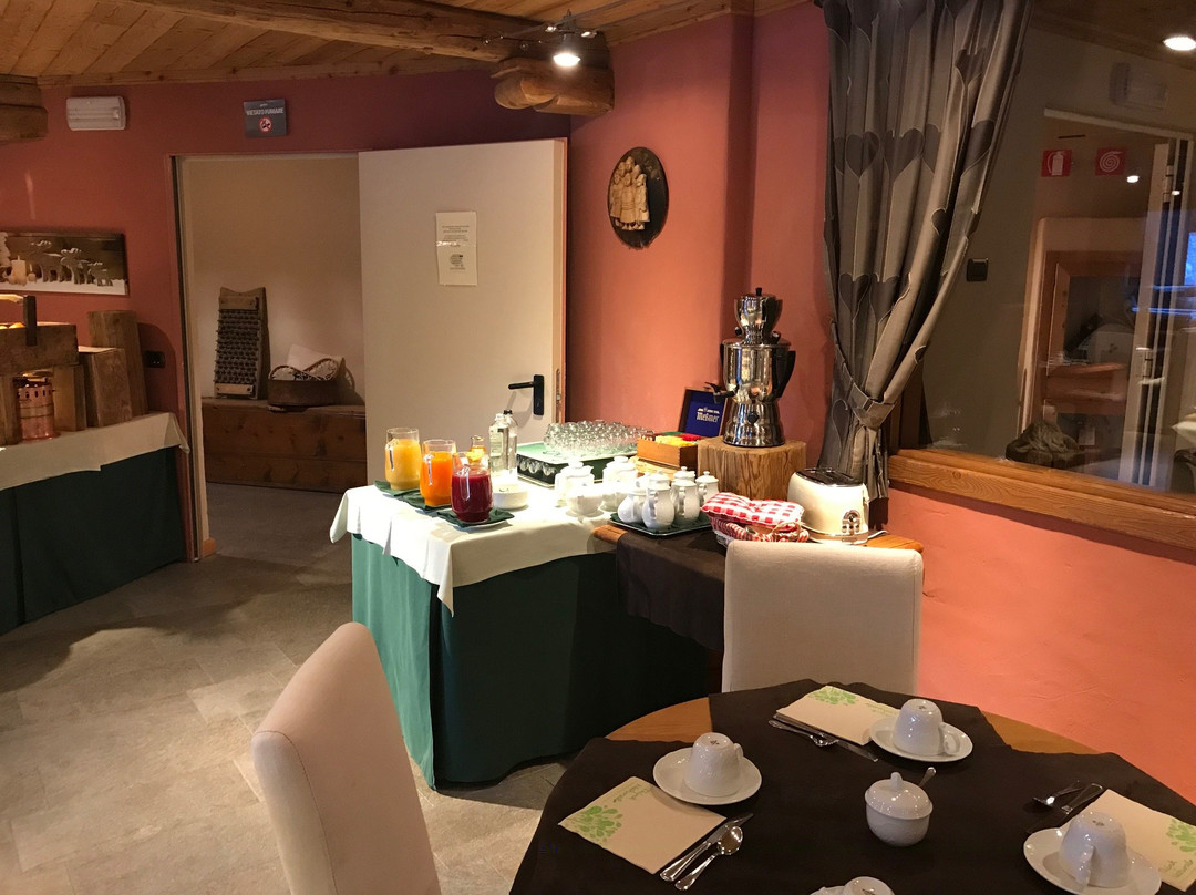 拉玛朵尼娜德尔葛兰天堂酒店主图
