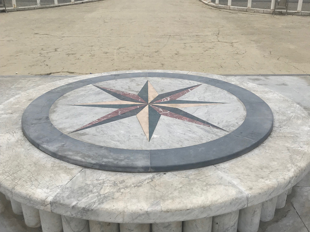 Pontile di Marina di Massa-Marina di Massa必去景点