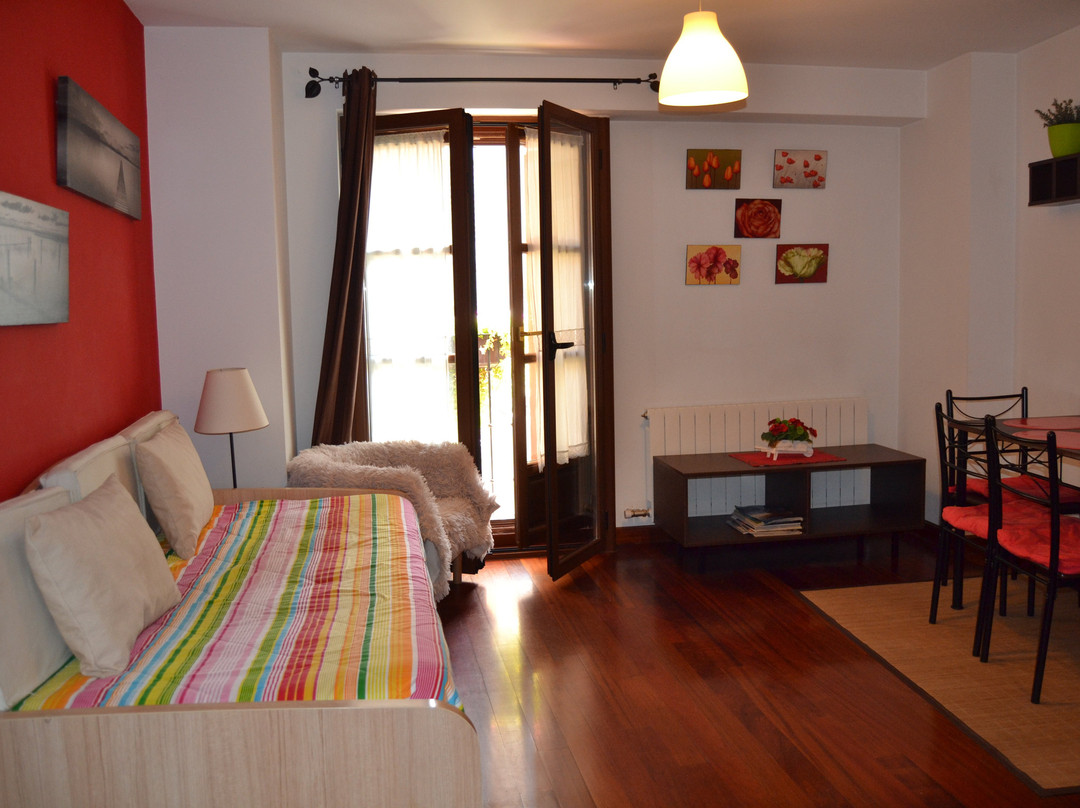 Apartamentos La Buhardilla主图