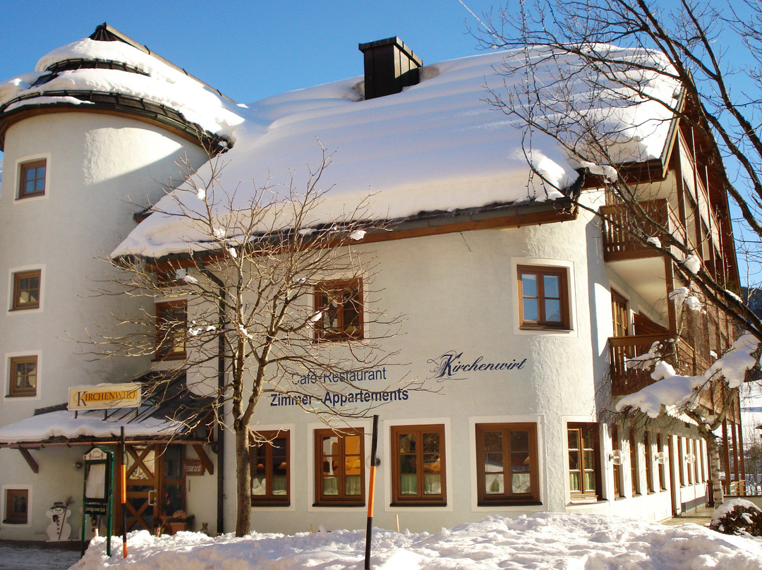 Russbach am Pass Gschutt餐馆和美食-Kirchenwirt Restaurant