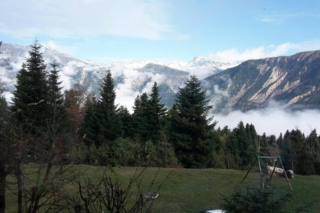 Orizontes Tzoumerkon Hotel Resort主图