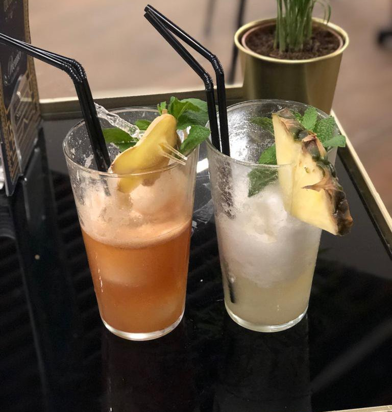 Premier Cocktail Bar景点图片