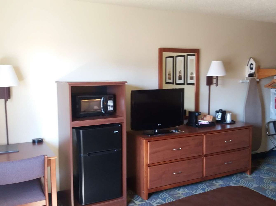 AmericInn by Wyndham Kewanee主图