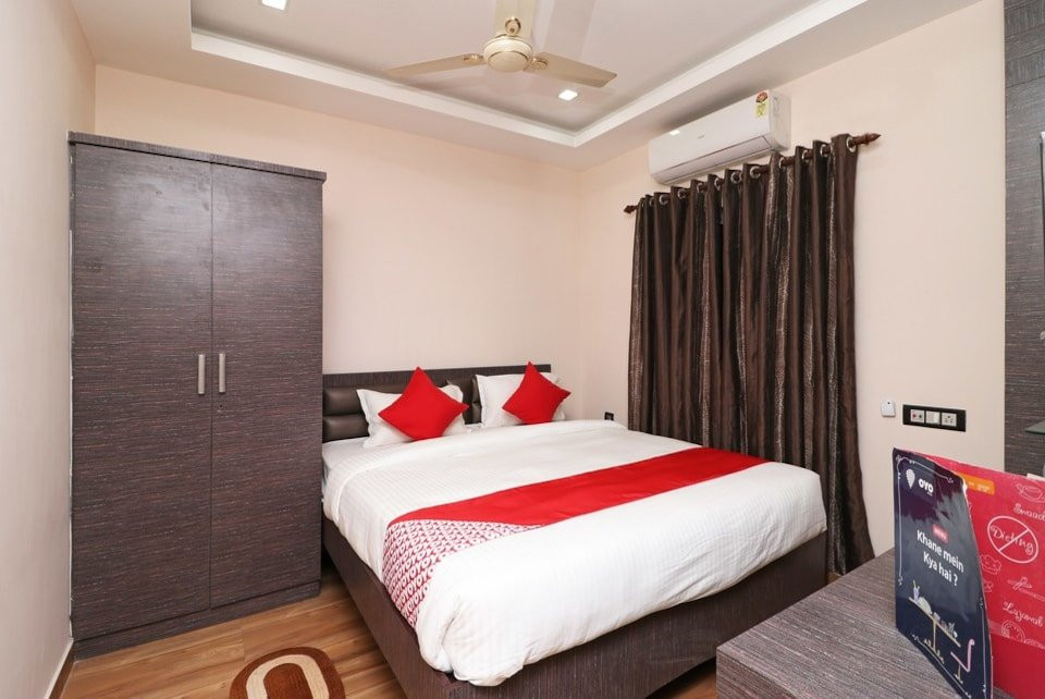 Hotel Barney Grand主图