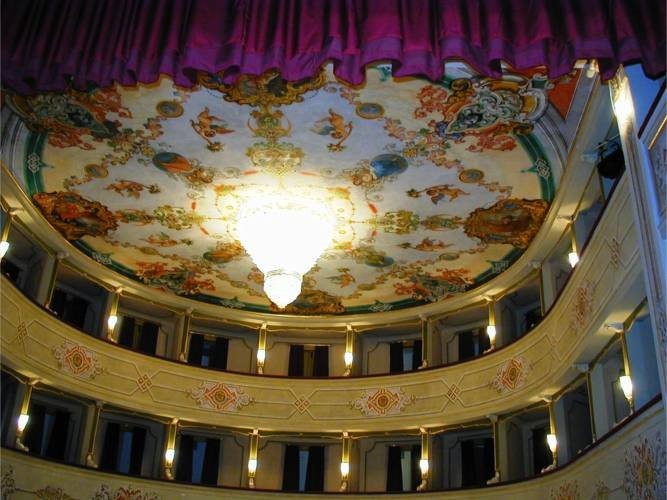 Teatro Misa景点图片