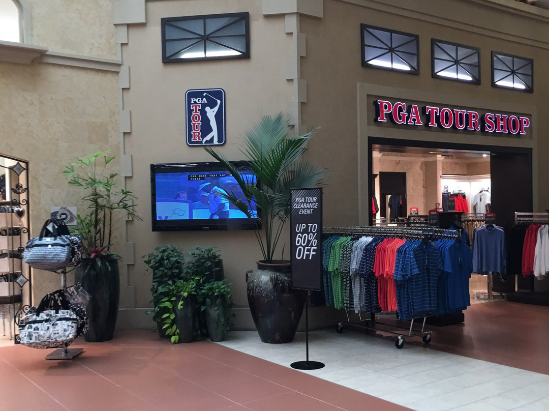 Tanger Outlets Palm Beach景点图片