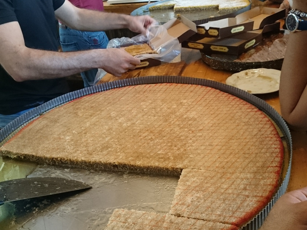 Aliovsat Sweets House-舍基必去景点