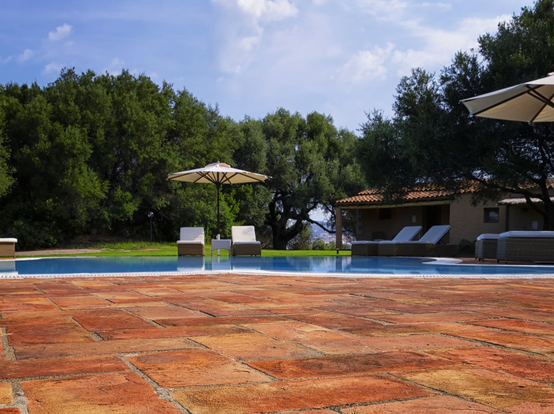 斯卡佐西亚卡鲁酒店主图