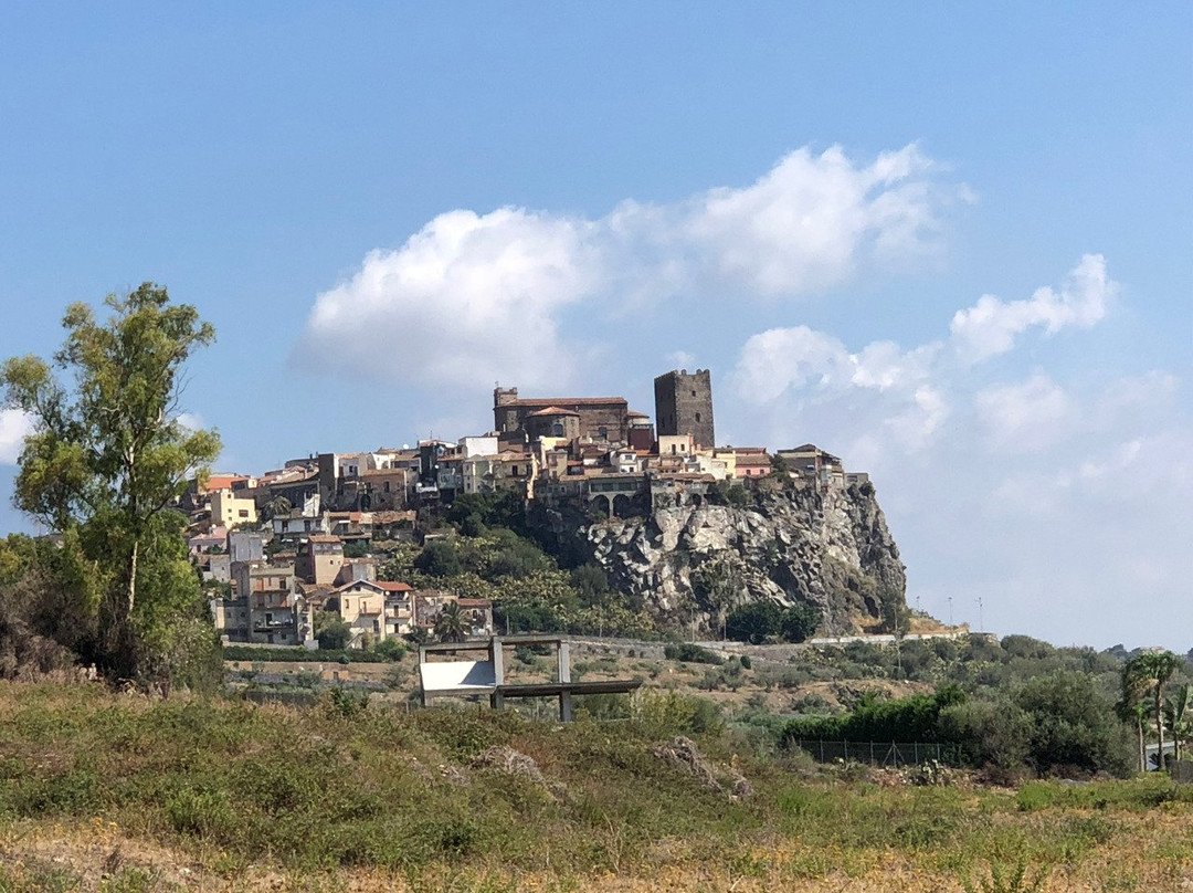 Castle of Motta Sant'Anastasia景点图片
