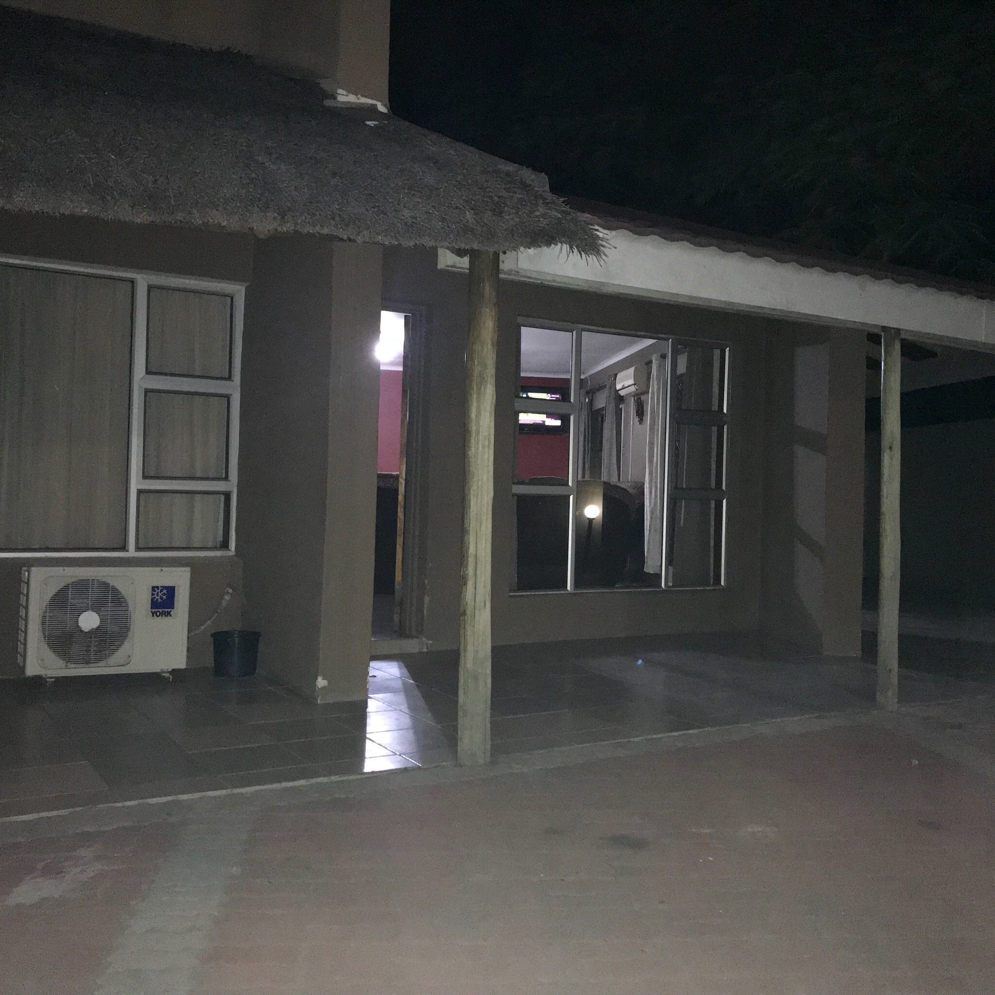 Kamanga Safari Hotel-官方