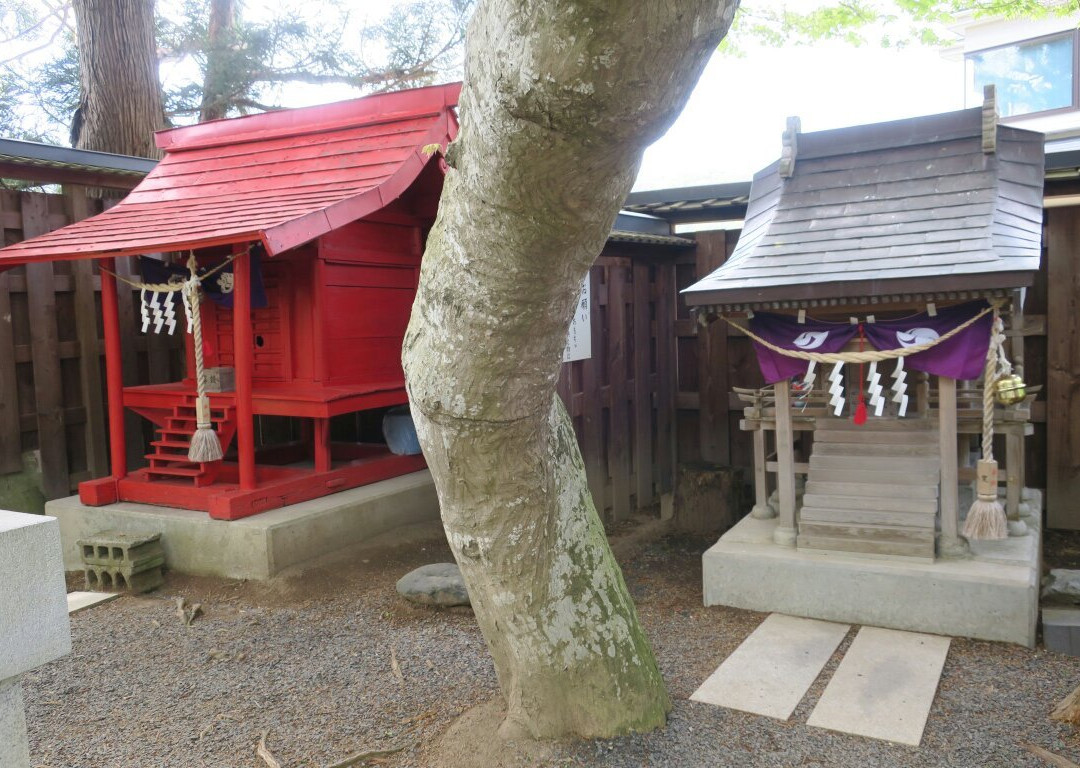 Kamemaro Shrine景点图片