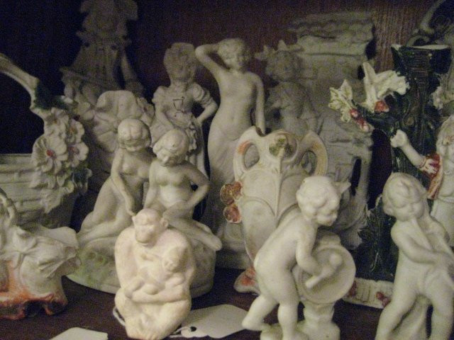 Wonderland Antiques景点图片