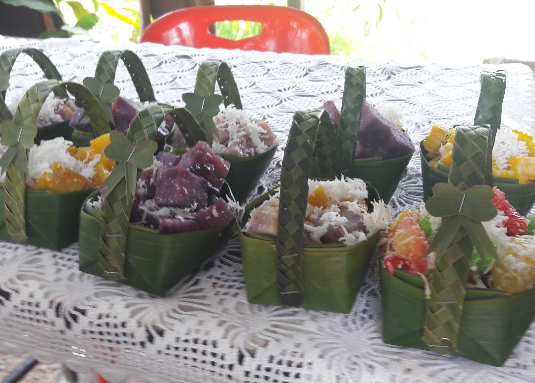 Pra Cha Rat Floating Market-素叻他尼必去景点