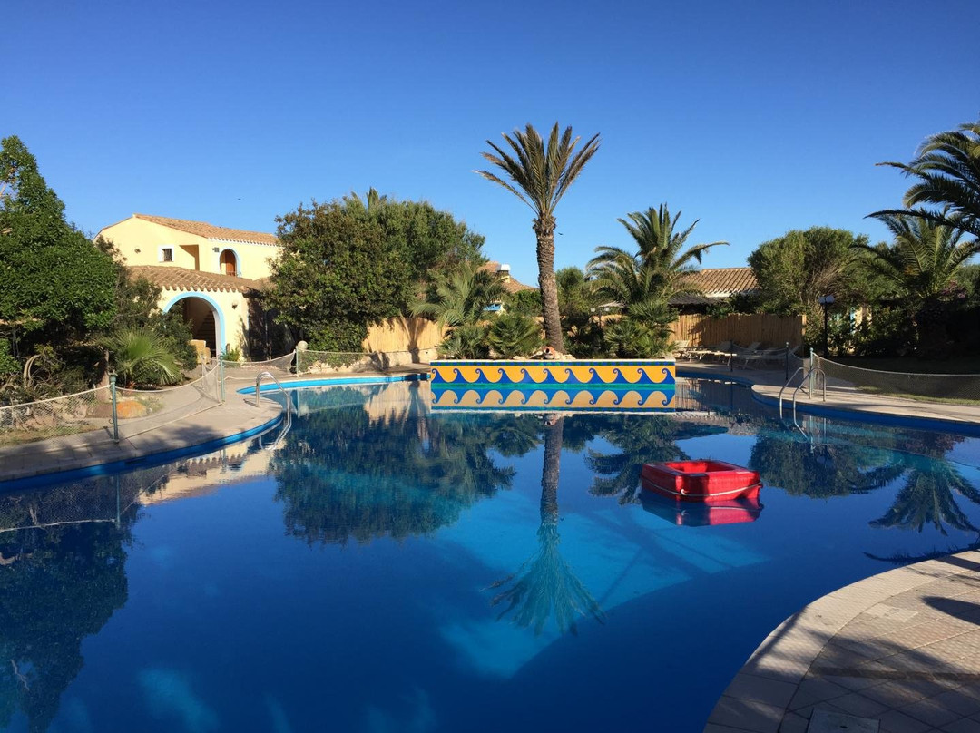 露其德尔法罗酒店主图