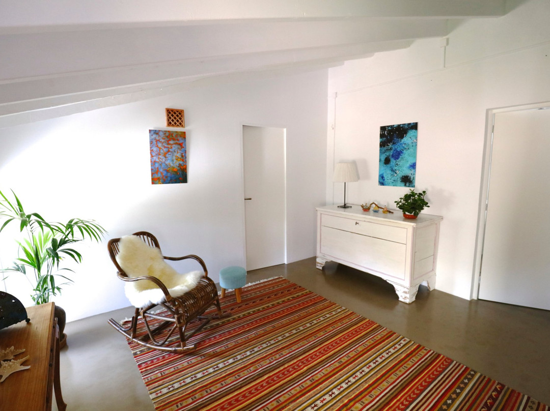 Ithaka Petit Hotel主图