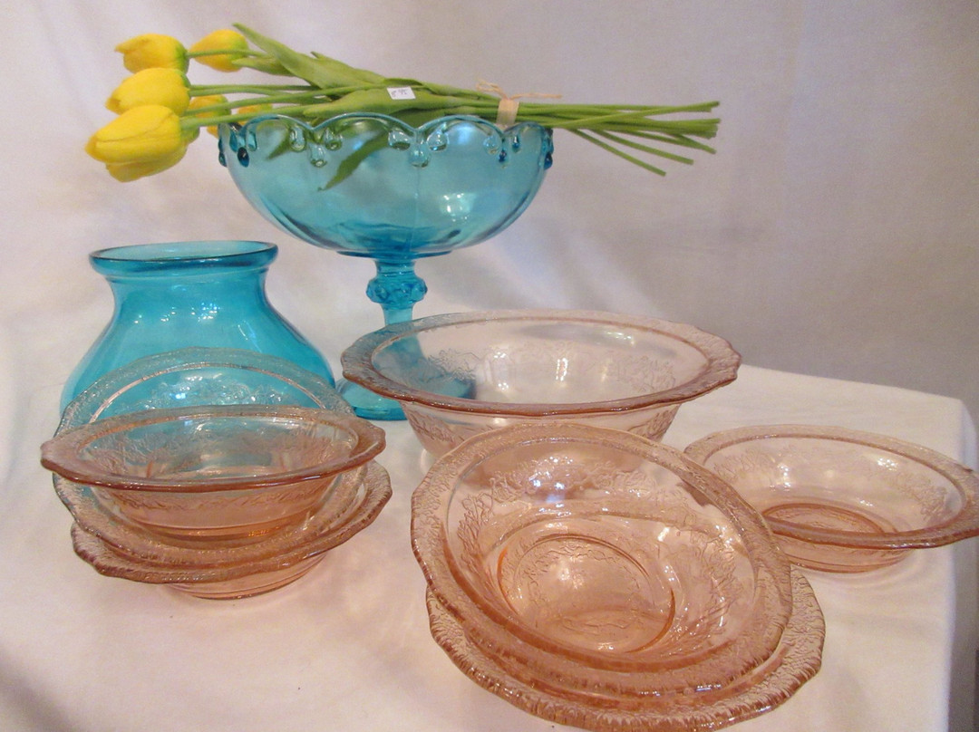 Washed Ashore Antiques & Coffee Bar-Trinity必去景点