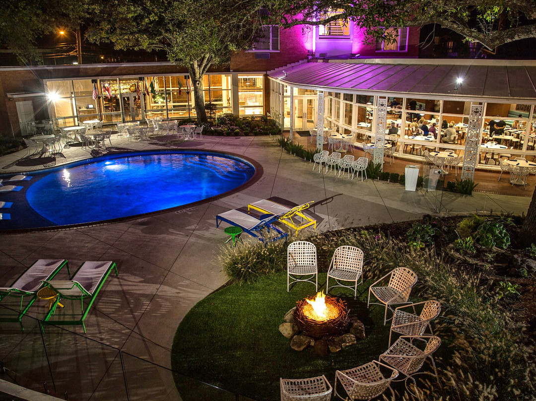 The Fredonia Hotel and Convention Center主图