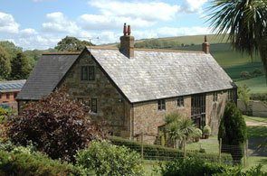 Rowborough Stone Barn主图
