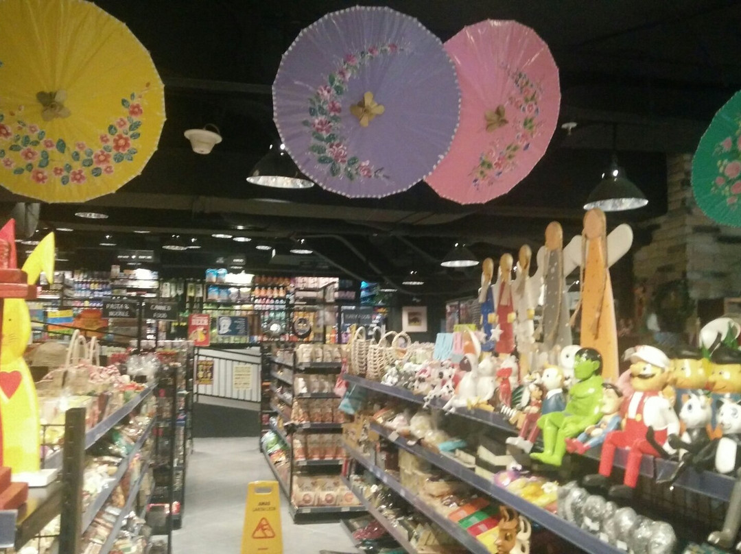 Sereh Gourmet Supermarket-金巴兰必去景点