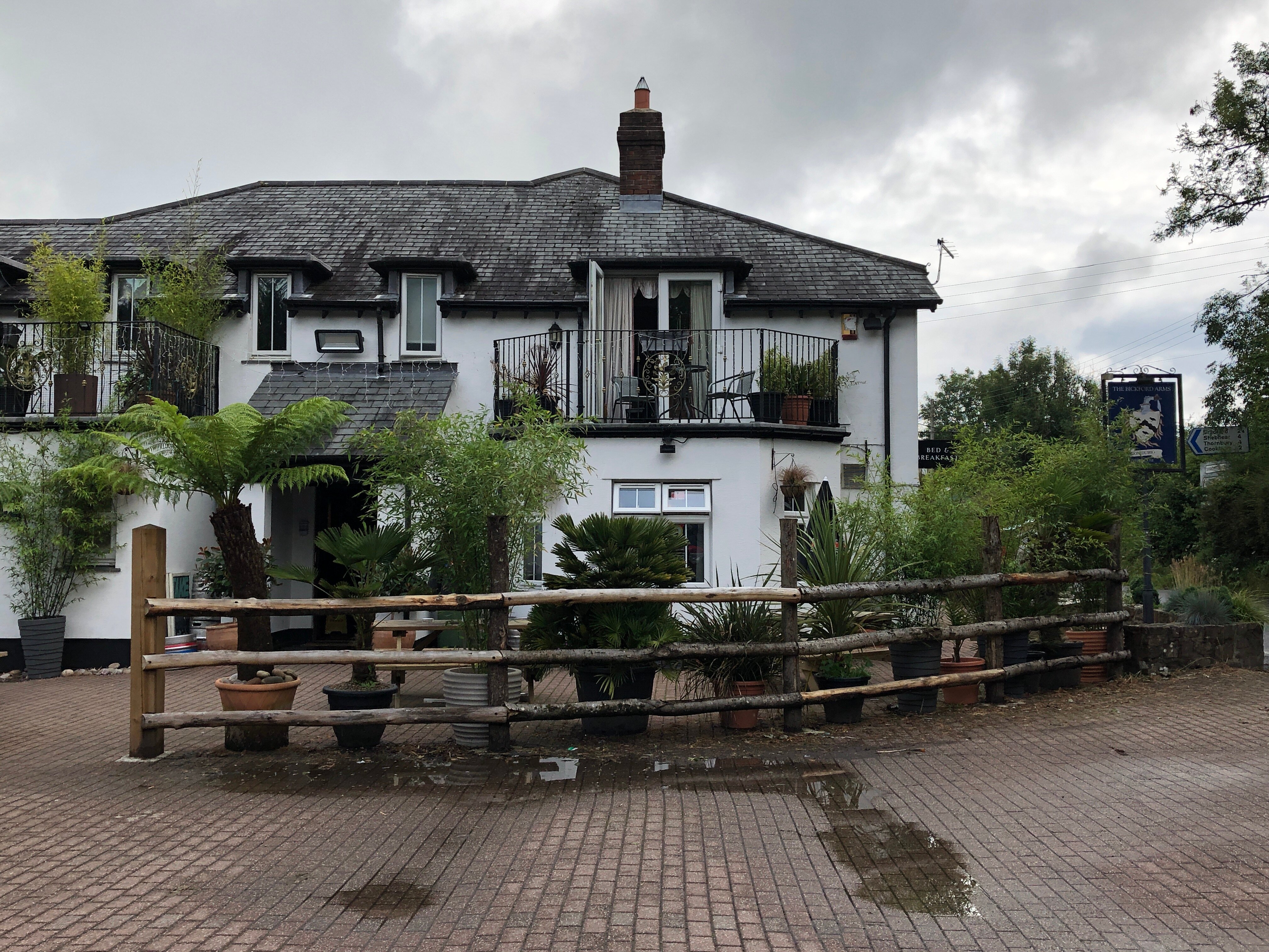 The Bickford Arms-官方