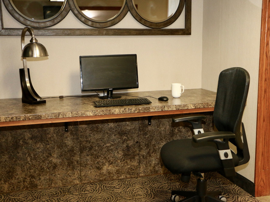 Klopfenstein Inn And Suites主图