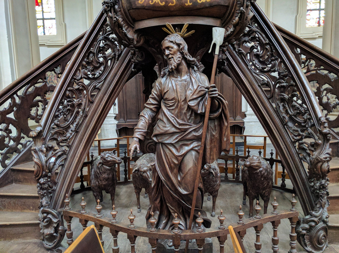 Saint-Gorgoniuskerk景点图片