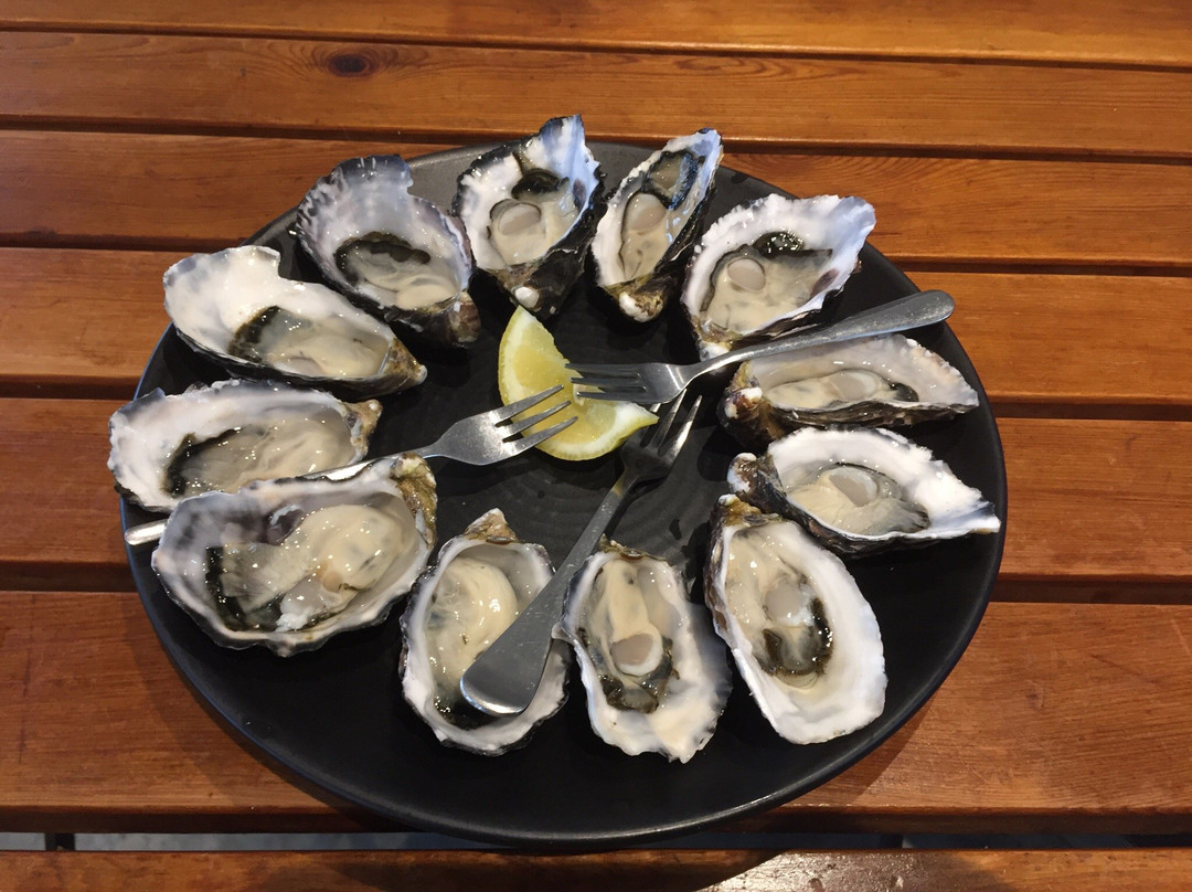 Great Bay旅游景点-Get Shucked Oyster Bar