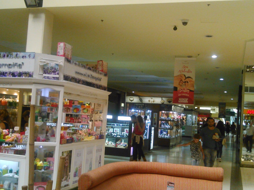 Nine Shopping景点图片