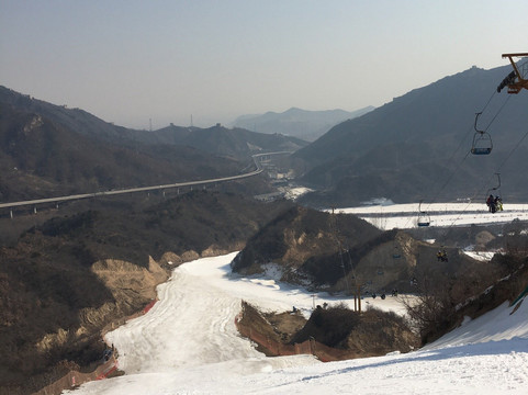 怀北滑雪场-北京市必去景点