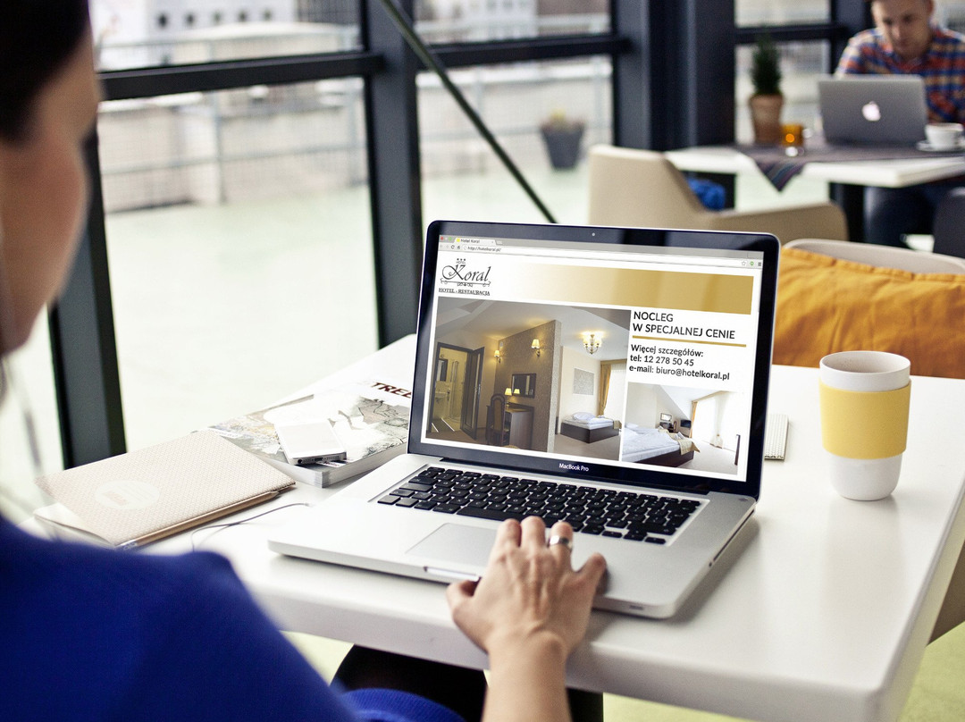 Niepolomice酒店住宿-Hotel Koral