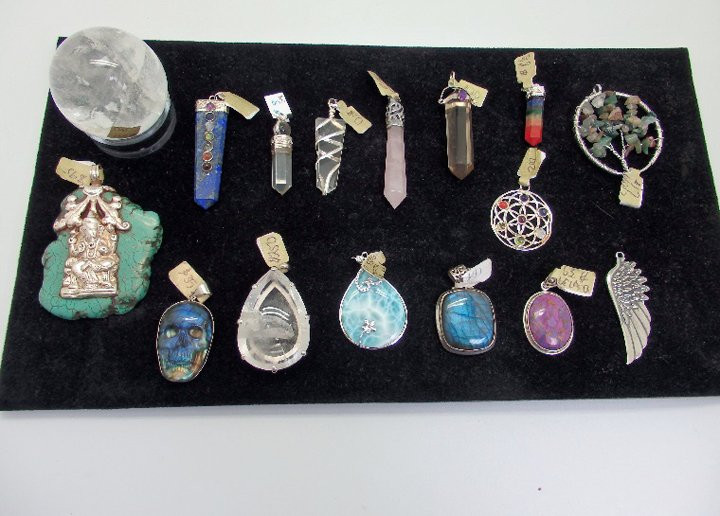 Jessy's Gems Gallery-Vinton必去景点