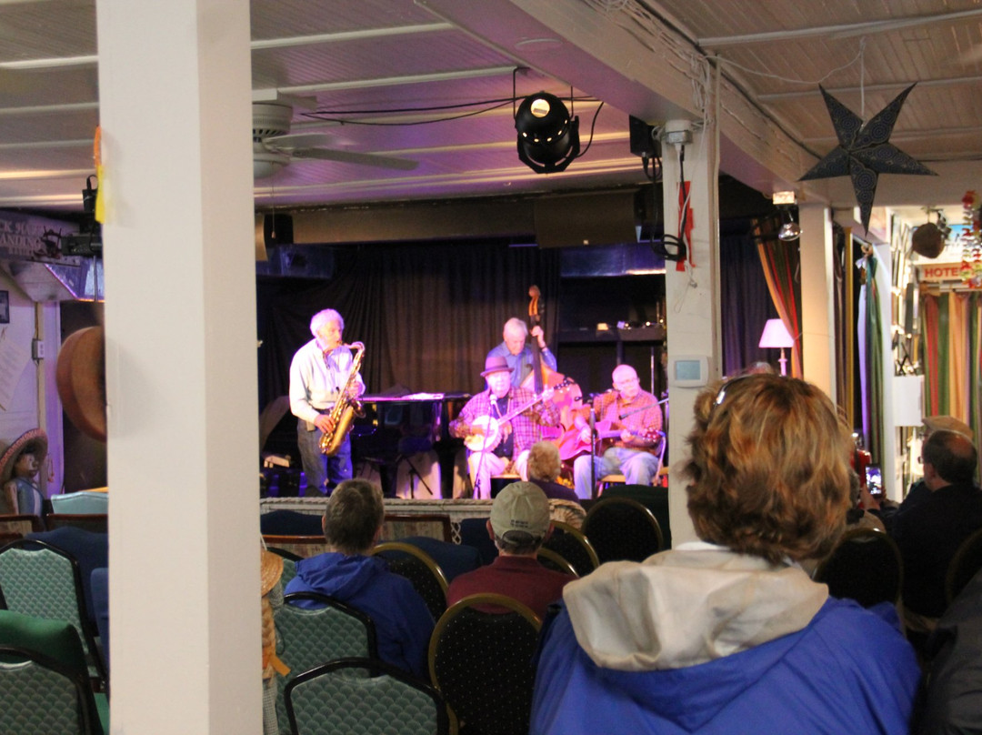 The Mainstay-Rock Hall必去景点