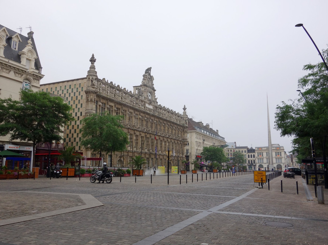Hotel de Ville de Valenciennes景点图片