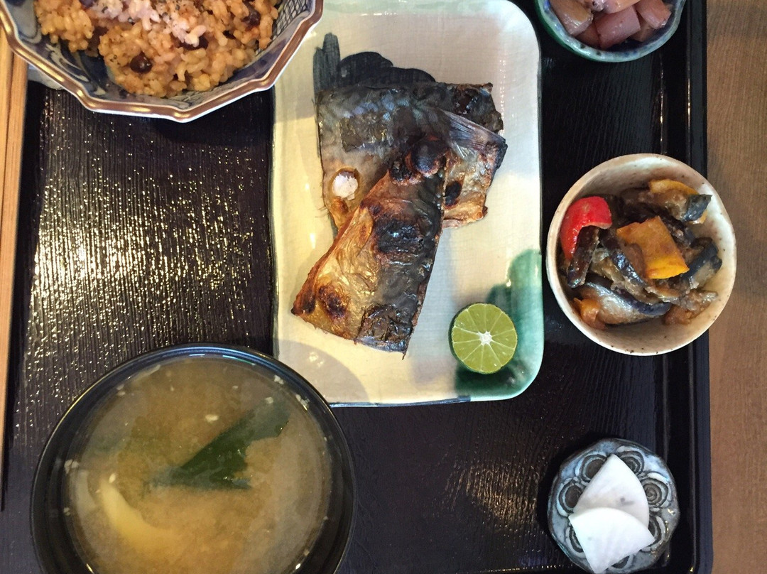 カ笑ル食堂