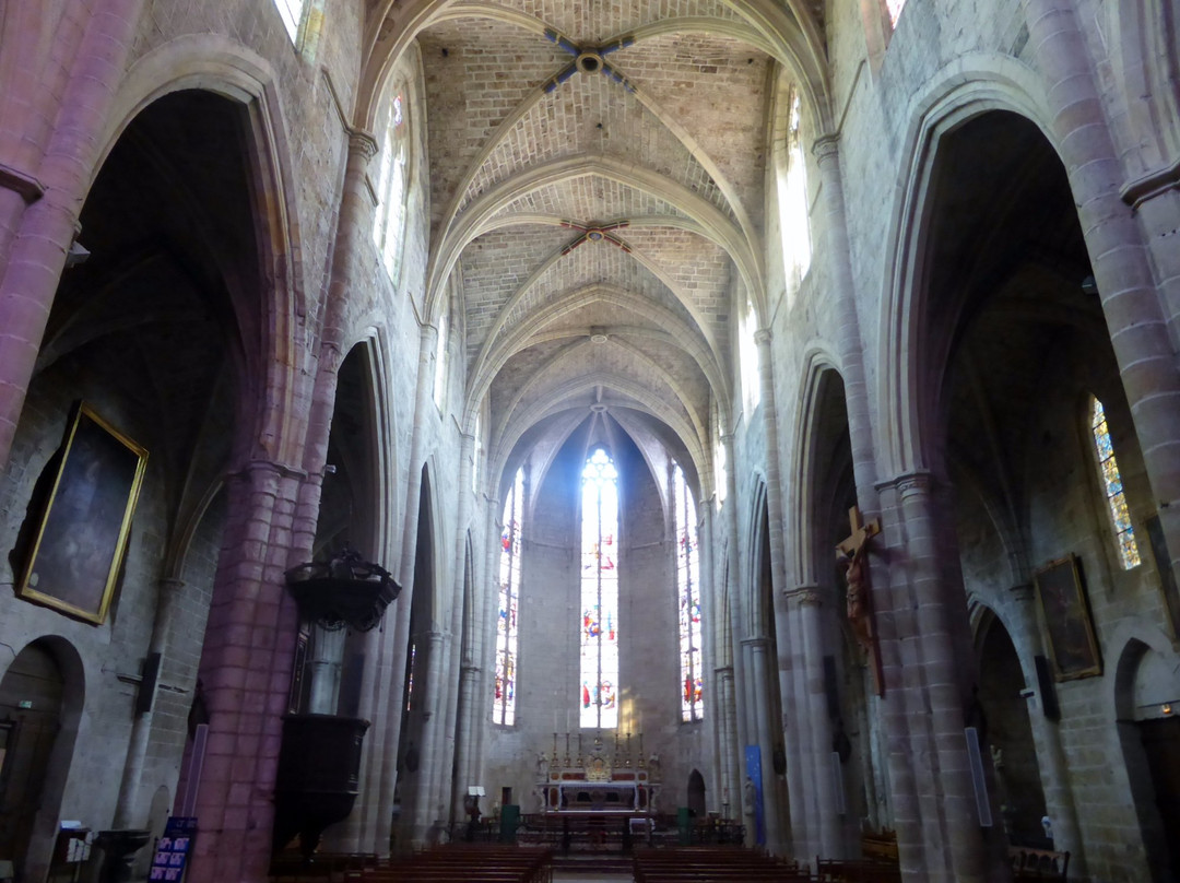 Eglise Saint Paul-Clermont l'Herault必去景点