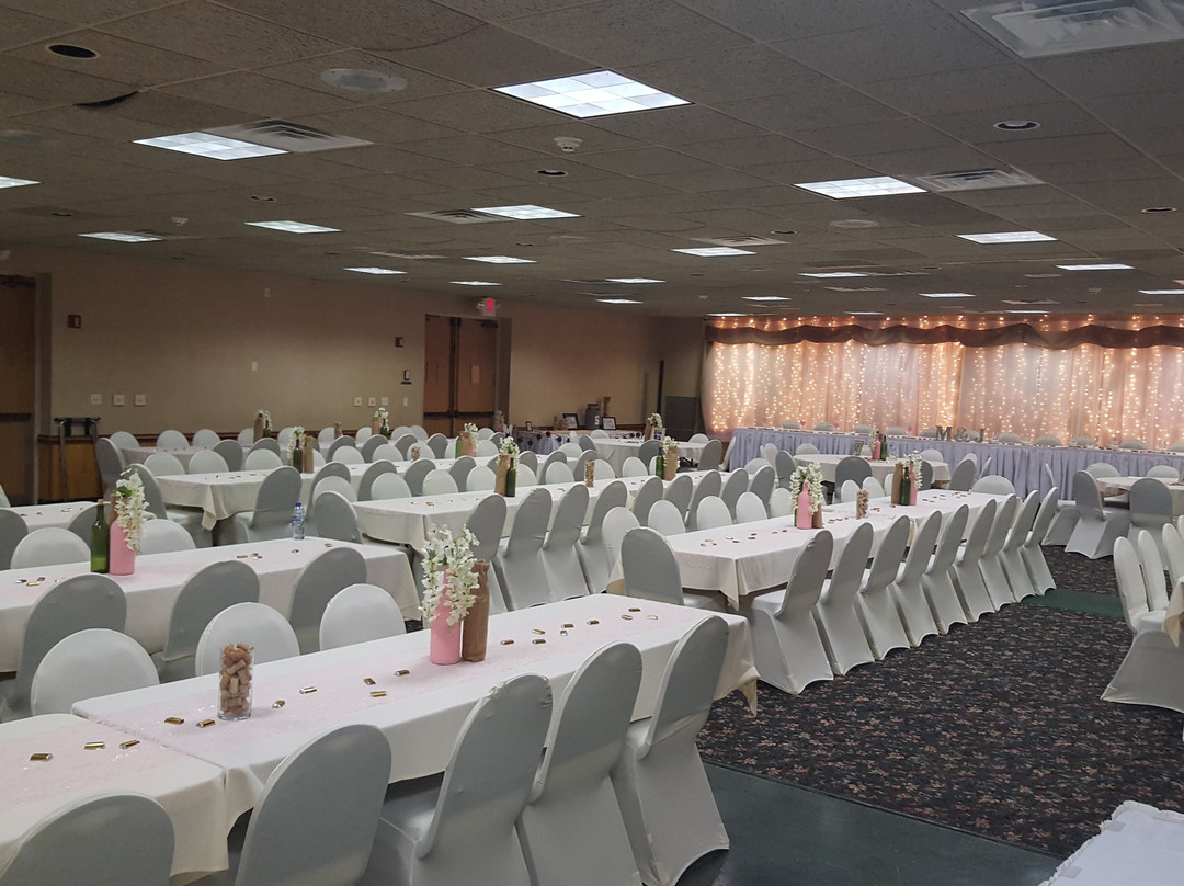 Red Rock Hotel & Suites