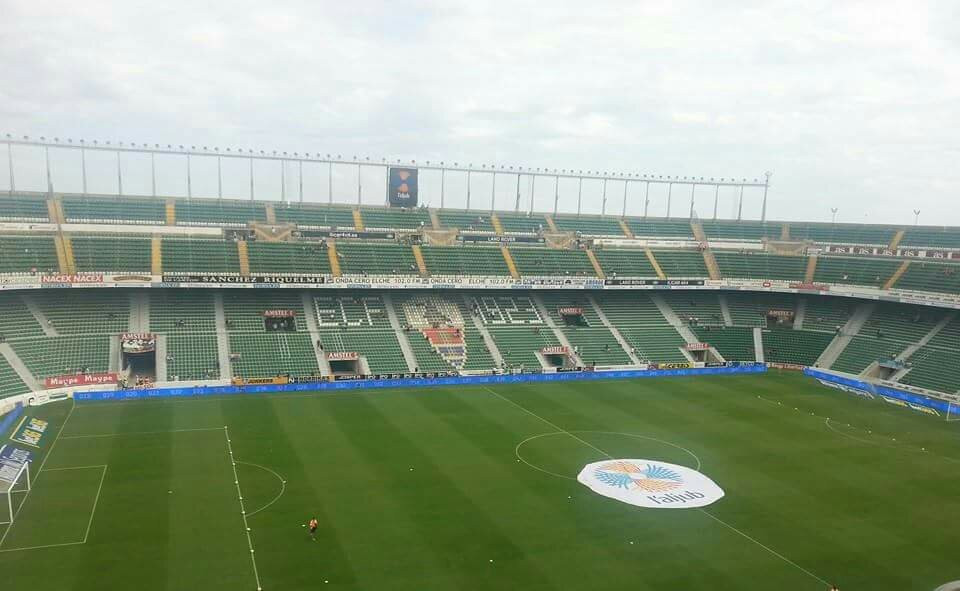 Estadio Manuel Martínez Valero景点图片