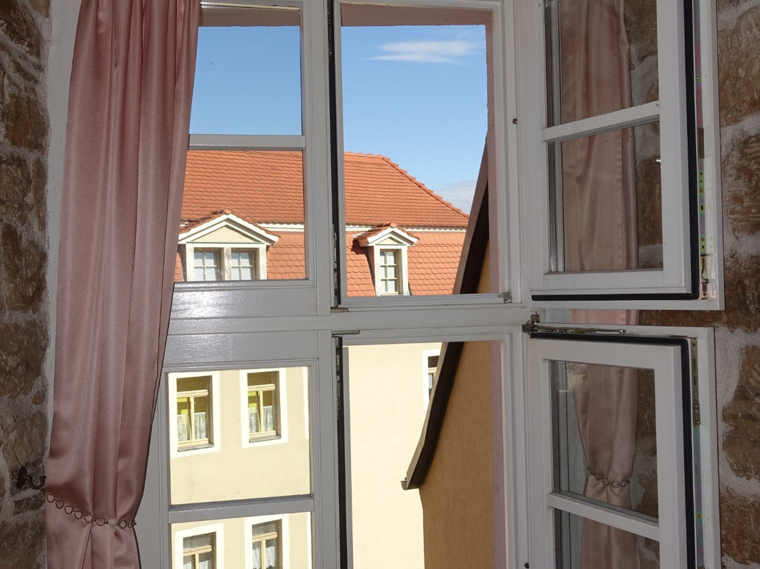 Hotel & Restaurant  Zur Sonne主图